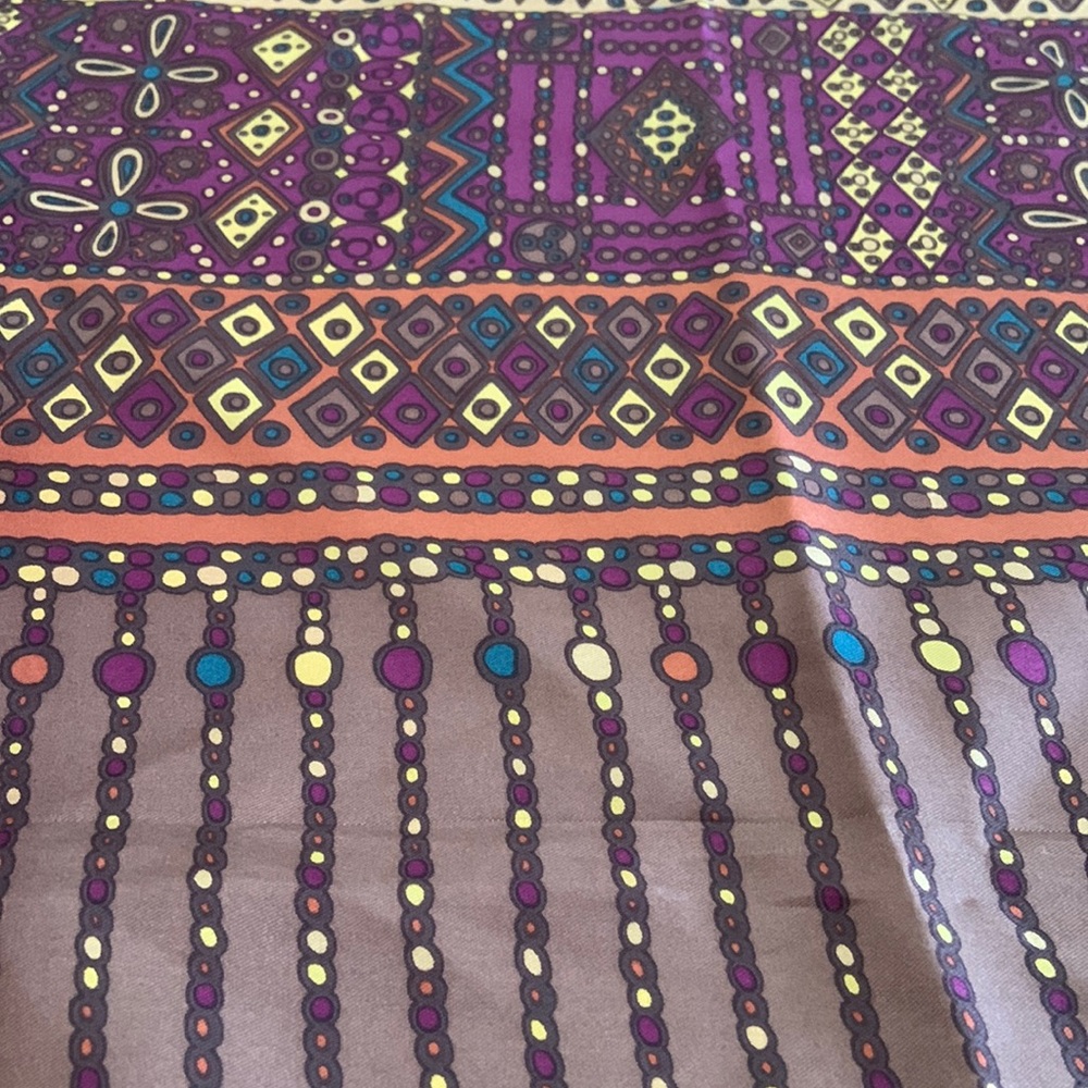 Nicole Miller Studio scarf 100% Silk